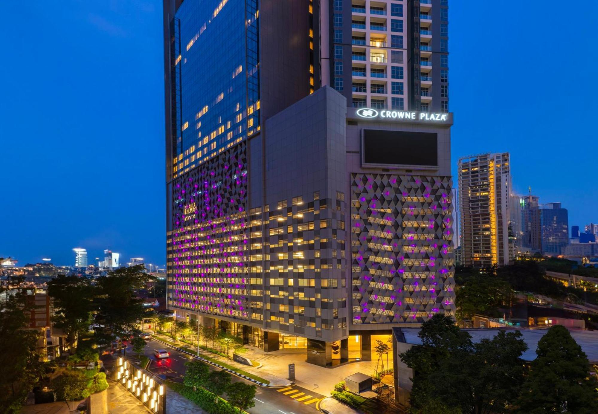 Crowne Plaza Centre By Ihg Hotel